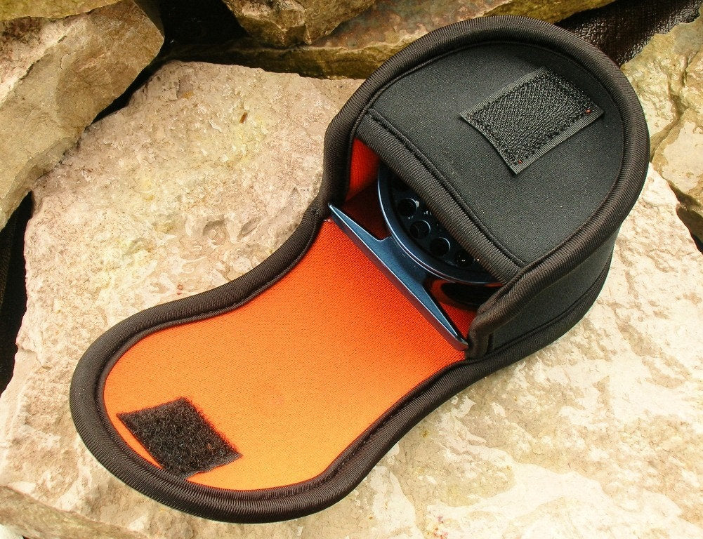 TREK Click/Pawl Fly Reel - 2-4wt- Blue