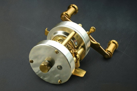 Round Bait Casting Reel - BFS Reel - Silver