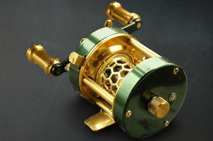 Round Bait Casting Reel - BFS Reel - Green