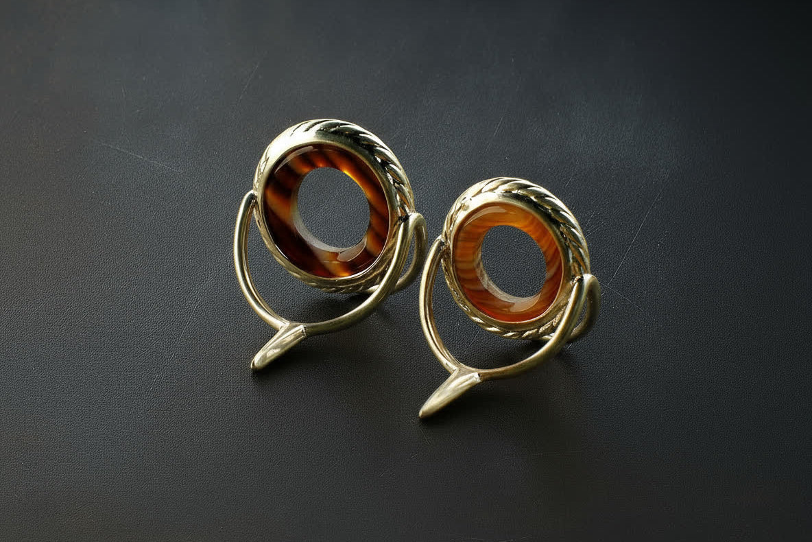 Lemke Brown Agate Guide – Rope Knurl, Bright Frame