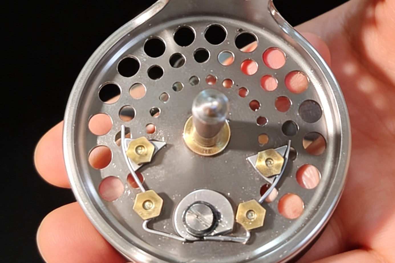 TREK Click‑Pawl Reel (2wt-4wt) - Silver